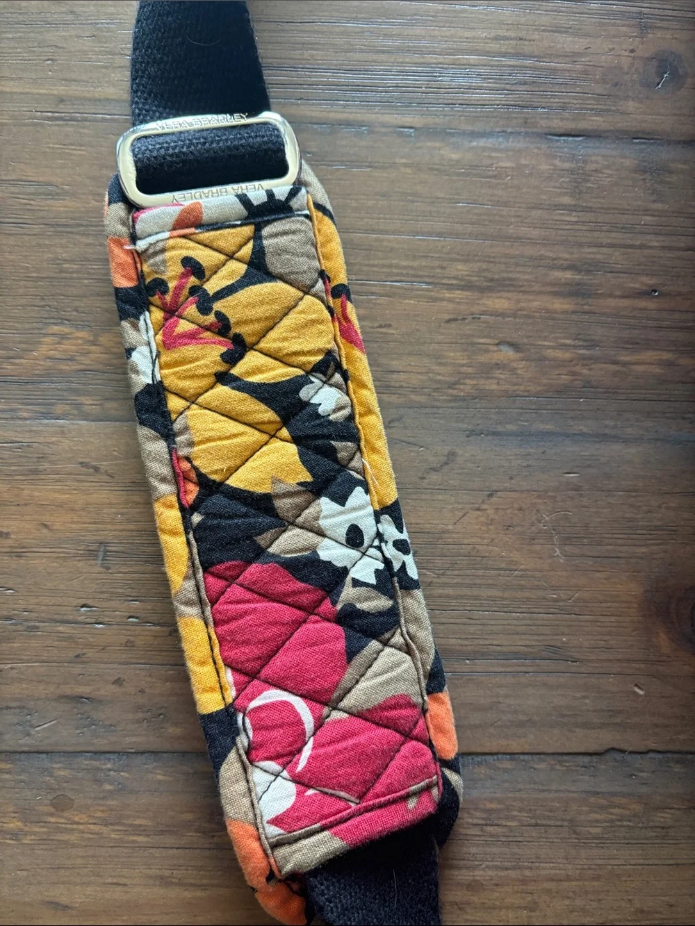 Quilted Floral Weekend Duffel Bag in Red & Mustard - Picture 4 of 10